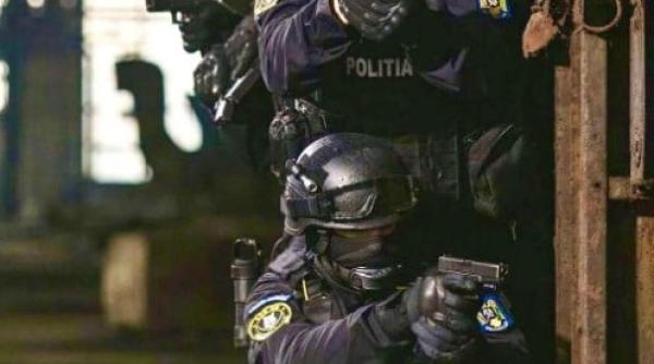 Mesaj amuzant de Z-Friday, de la MAI, pentru infractorii care se predau: „Reducere 100% la mascați! Rămân cu ușile nesparte”