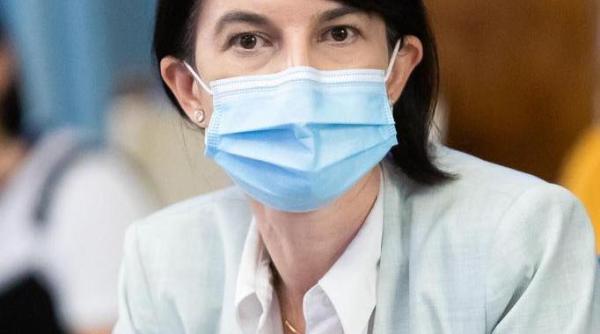 Încă un ministru INFECTAT cu coronavirus. Violeta Alexandru: "Sunt și voi rămâne activă"