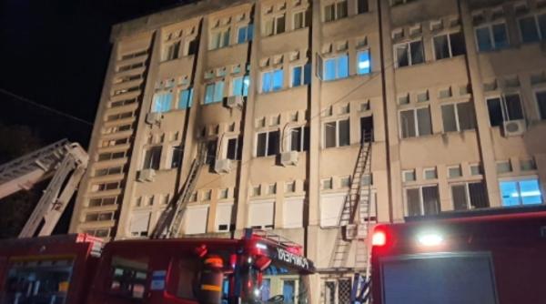 SONDAJ: "Cine e de vină pentru tragedia de la Piatra Neamț?" Peste 10.000 de români au răspuns. Rezultat SURPRIZĂ