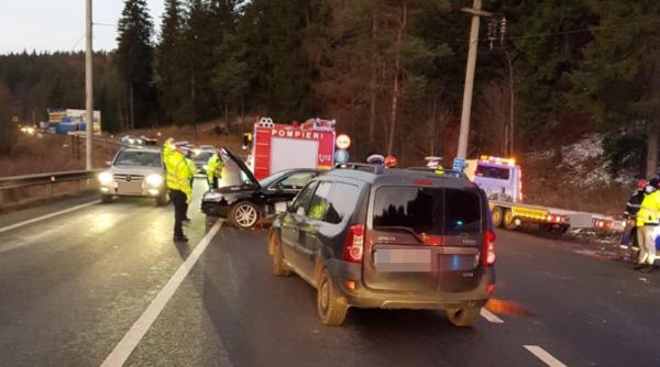 Cinci români, implicați într-un accident grav, în județul Prahova