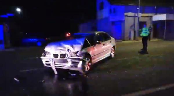 Trei români, între care un bebeluș, răniți în urma unui accident grav