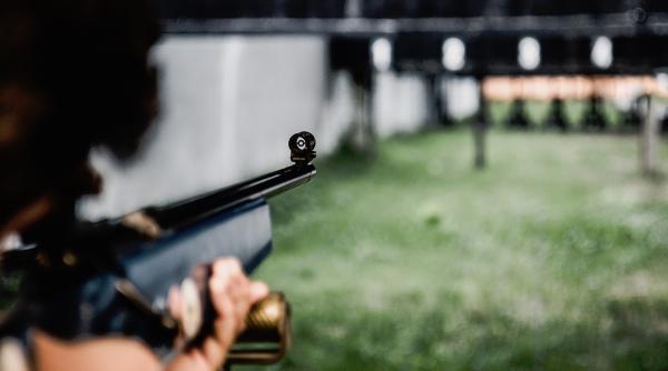 Român decedat într-un poligon de tragere