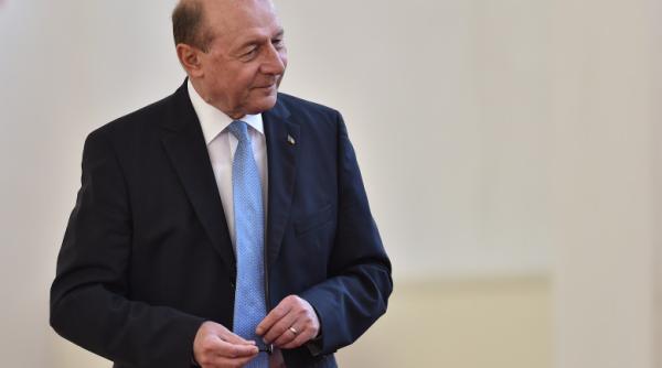 Băsescu: PSD e un partid născut din genocid