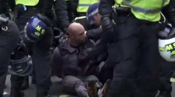 Marea Britanie. Protest anti-lockdown în Londra. Peste 150 de manifestanţi, arestaţi - VIDEO