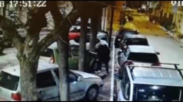 Spania. Tânăr român, arestat după ce a distrus oglinzile retrovizoare de la 18 maşini