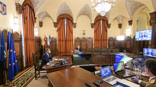 CSAT - în şedinţă înainte de alegeri; Strategia privind vaccinarea anti-COVID-19 - pe ordinea de zi