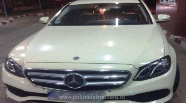 Mașină de lux furată din Germania, găsită după câteva ore la frontiera României. La volan, un bărbat de 62 de ani