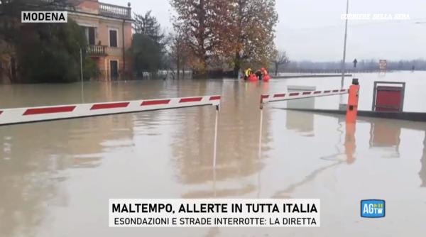 INUNDAȚII în Italia: Alertă de fenomene meteo EXTREME. Zeci de familii EVACUATE (VIDEO)