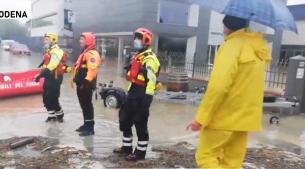 Inundaţii şi alunecări de teren în centrul și nordul Italiei. Vreme extremă și în Croația