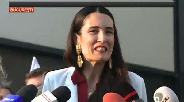 Clotilde Armand, săgeţi către Nicuşor Dan: "Să nu mai complice inutil lucrurile"