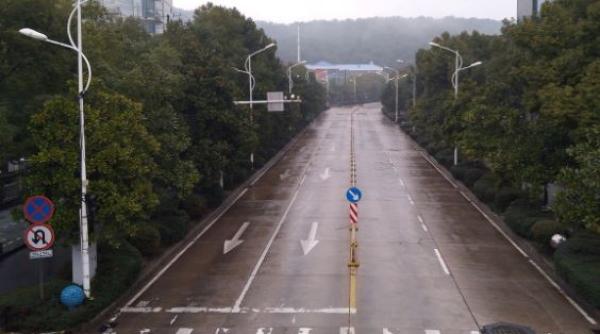 Oraș din China, închis din cauza unui singur caz de COVID-19. Circulaţia tuturor mijloacelor de transport a fost oprită 