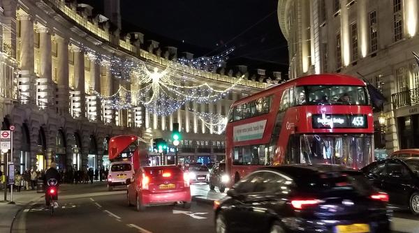 Marea Britanie. Jurnalele medicale, avertisment despre relaxarea restricţiilor de Crăciun: "O greşeală care ar putea costa viaţa multor oameni"