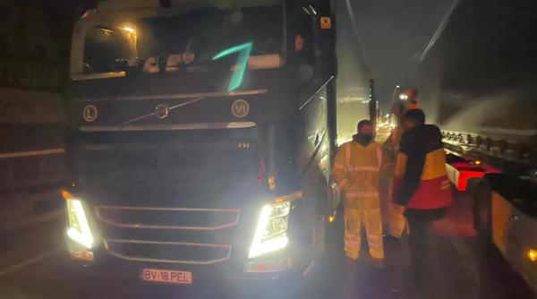 Vești BUNE în criza șoferilor BLOCAȚI în Marea Britanie. Ambasada: "Nu mai există români blocați"