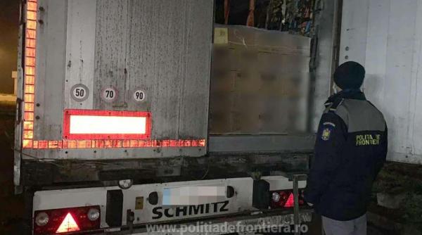 Camion, verificat la sânge de polițiștii români de frontieră. Ce vroia să introducă în țară un șofer român
