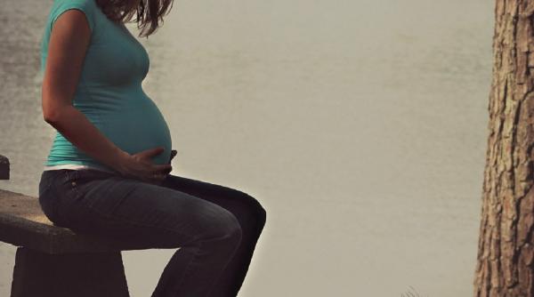 Italia. O femeie a fost nevoită să nască în izolare, după un test Covid fals pozitiv. Soţul, mesaj dureros către autorităţi: "Dauna morală se poate cuantifica?"