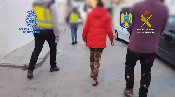 Spania. 10 români, sclavii altor români. Între ei, și o fată de 14 ani, însărcinată: Înghesuiți într-o singură cameră, fără curent sau apă (VIDEO)