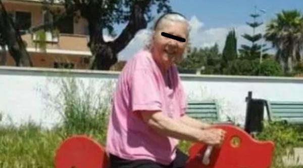 Italia. Badantă, acuzată de uciderea unei bătrâne: A trântit-o și a lovit-o, apoi a stropit-o cu degresant, să acopere urmele de sânge