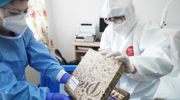 Vaccin livrat în cutii de pizza la un spital din România: Reacția doctorului Valeriu Gheorghiță