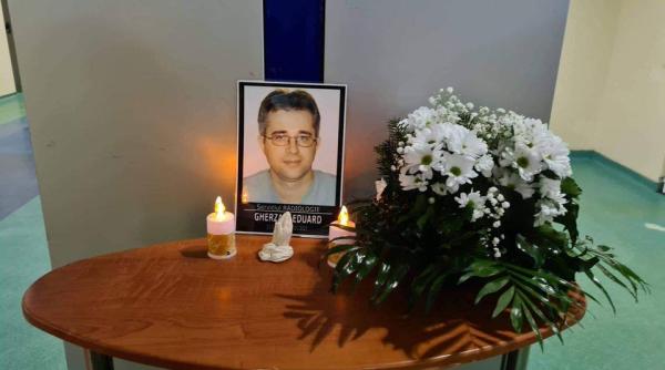 Asistentul medicalEduard Gherzan a murit: "Nenorocitul ăsta de virus ne-a mai luat un coleg"