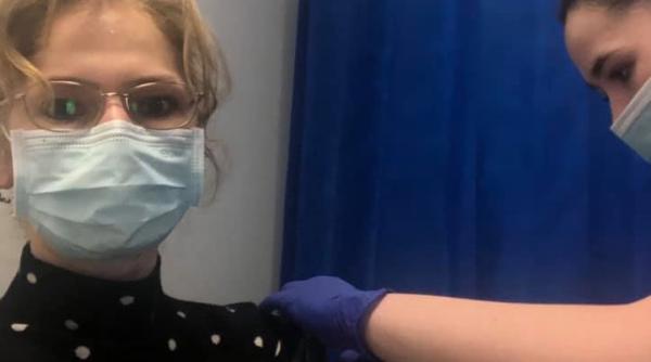 Corina Ichim, medic în Marea Britanie, despre efectele adverse pe care le-a suferit după vaccinarea anti-Covid: "Am rezolvat problemele în 40 de minute"