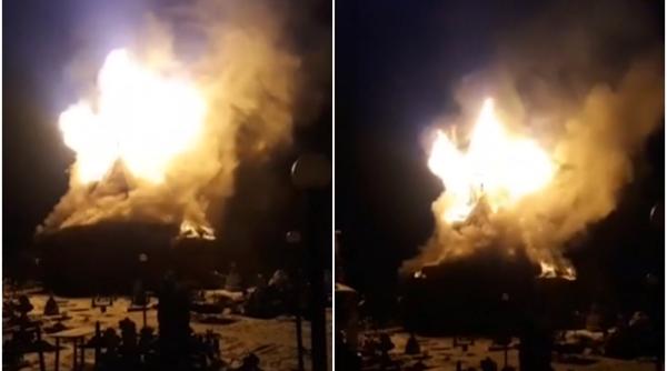 Incendiu DEVASTATOR în Suceava: o biserică arde din temelii