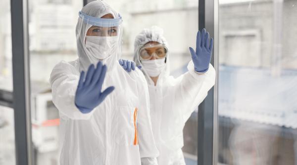 Au fost descoperite două „variante americane” ale SARS-CoV-2. Una dintre ele a evoluat rapid în Ohio, în câteva săptămâni