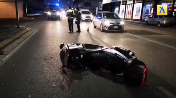 Italia. Un român a accidentat grav un scuterist, s-a dat jos din mașină să vadă ce a făcut, apoi a fugit de la fața locului