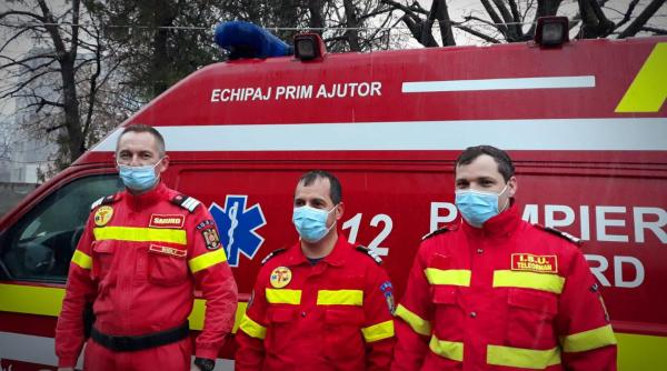 O tânără a născut în ambulanță, între Roșiorii de Vede și Alexandria, asistată de paramedicii SMURD