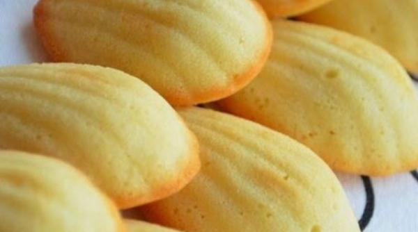 Fursecuri rapide din doar trei ingrediente. Preparați-le și nu veți regreta 