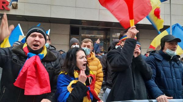 Protest la Ministerul Sănătăţii în urma incendiului de la Spitalul 'Matei Balş'