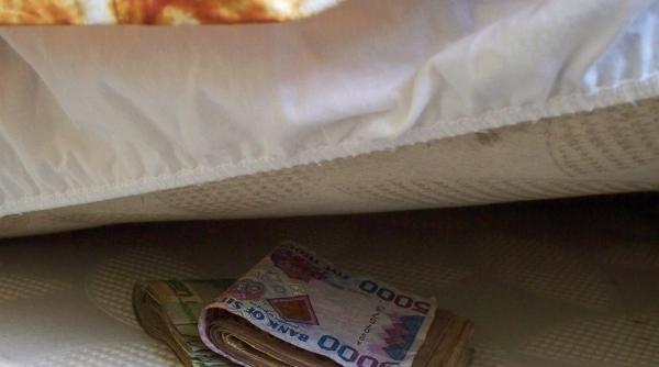 Anul 2021, un an al economiilor pentru români. Aproape jumătate dintre cetăţeni vor pune bani deoparte în acest an