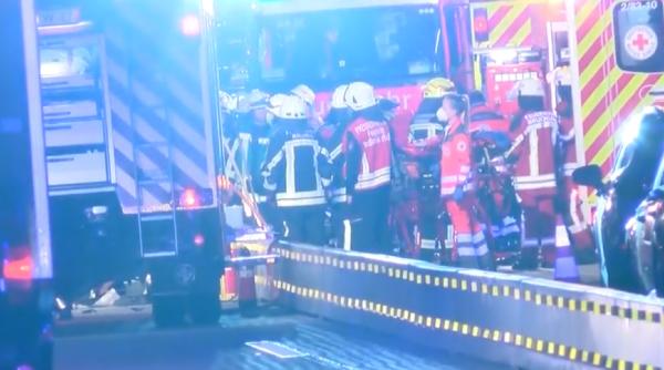 Explozie într-un oraş din Germania. Mai mulţi oameni răniţi după deflagraţia pornită de la o conductă de gaz