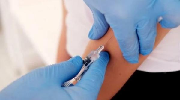 Campanie de SUCCES în Franța: Peste 2 milioane de vaccinări efectuate