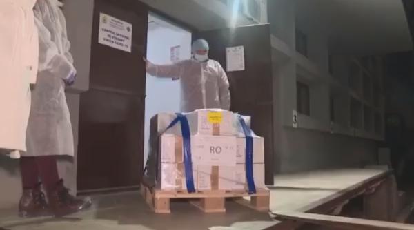 Primele doze de vaccin AstraZeneca, distribuite duminică în țară