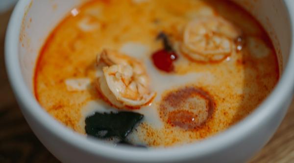 Ciorbă de burtă falsă cu ciuperci Pleurotus - rețeta rapidă 