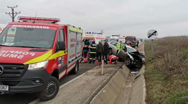 Doi români, tată și fiu, la un pas să-și piardă, ieri, viata într-un accident de circulație
