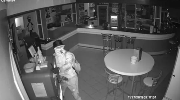 Cel mai de succes hoț din Spania este un român. "Licuriciul" a dat peste 90 de spargeri și a strâns jumătate de milion de euro