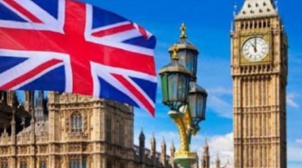 Marea Britanie. Restricţiile ar putea fi menţinute până când toţi adulţii vor fi vaccinaţi