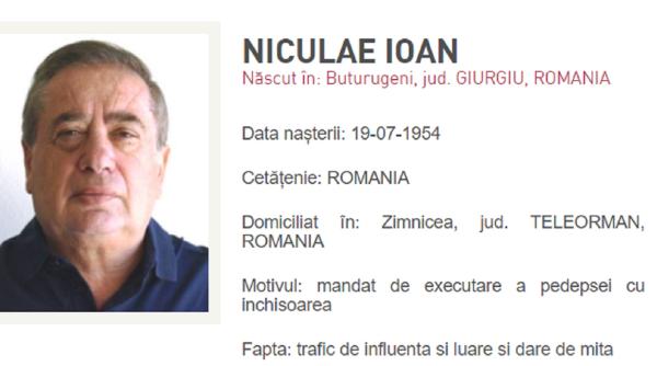  Ioan Niculae, dat în urmărire după condamnarea la 5 ani de închisoare. Poliţiştii nu l-au găsit la domiciliu