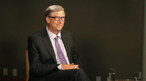 Teoria lui Bill Gates: „A treia doză, necesară în fața noilor tulpini ale coronavirusului”