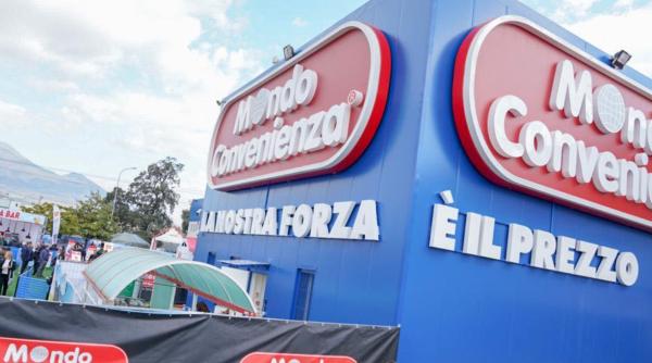 Italia. Încă 12 muncitori români depun plângere pentru exploatare împotriva Mondo Convenienza: "M-au acuzat că am furat după ce m-am plâns de program"