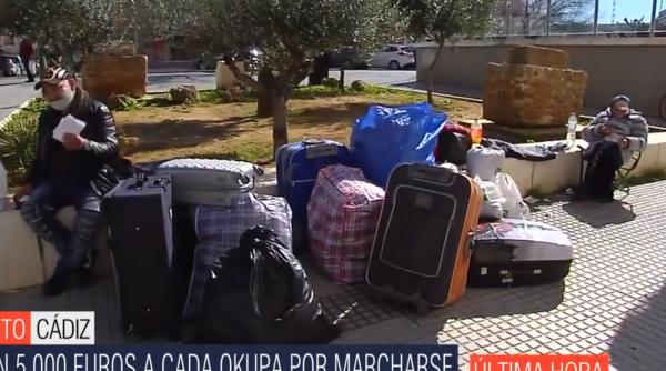 5.000 de euro pentru fiecare român care locuiește ilegal în Spania, pentru a se întoarce acasă