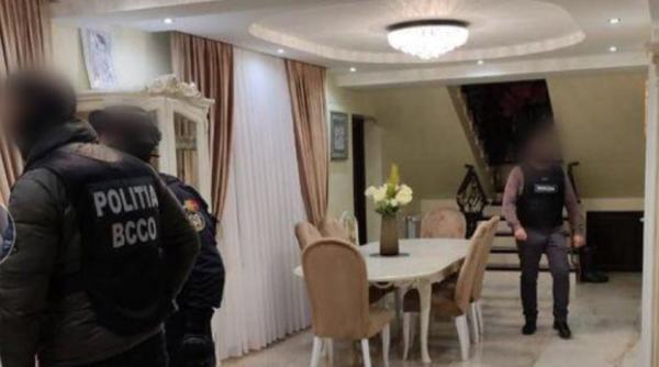 Franța. O bandă condusă de un român a exploatat 40 de moldoveni. Profit de 18 milioane euro