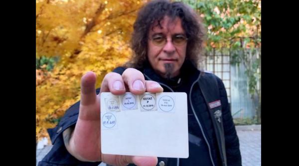 Adi Bărar, fondatorul trupei Cargo, în stare critică, la ATI, după infectarea cu coronavirus: „Suntem îngrijorați pentru situația în care se află!“