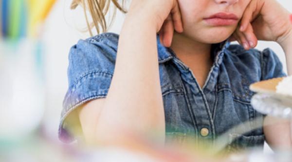 Contul unei fetiţe românce grav bolnave, golit de un conațional: Erau bani primiți prin mai multe campanii umanitare 