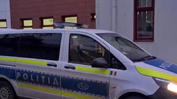 UPDATE. Muncitori români, sechestrați de un pensionar: Cel puțin doi au fost uciși