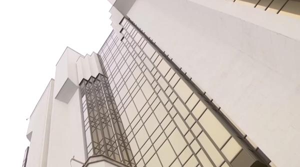 Un bărbat a anunţat poliţia că intenționează să arunce în aer Președinția Republicii Moldova