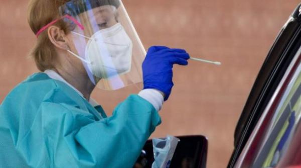 Românii vor putea cumpăra teste rapide pentru detectarea Covid-19 din farmacii