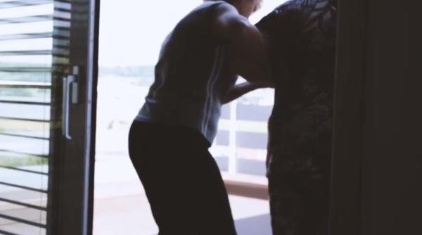 Austria. O îngrijitoare româncă a bătut cu sălbăticie pensionarul pe care îl îngrijea: „Dacă o să chemi Poliția, te omor!”