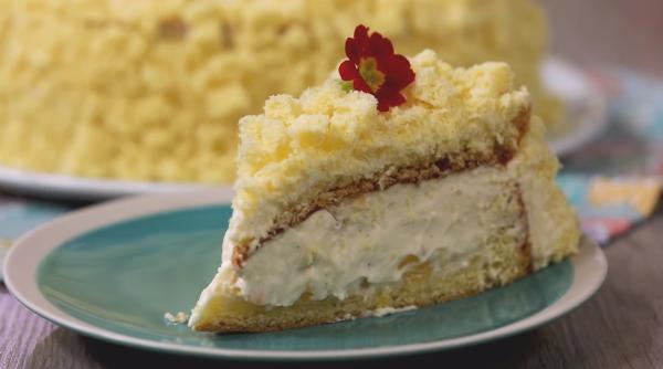 Tort Mimoza, rețeta tradițională de 8 martie în Italia: Cel mai feminin și pufos preparat